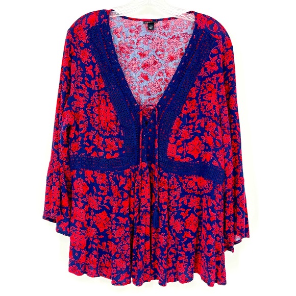 Torrid Plus Size V-Neck Crochet Trim Lace Up Tie Long Sleeve Blouse/Top Size 1 - Picture 2 of 5